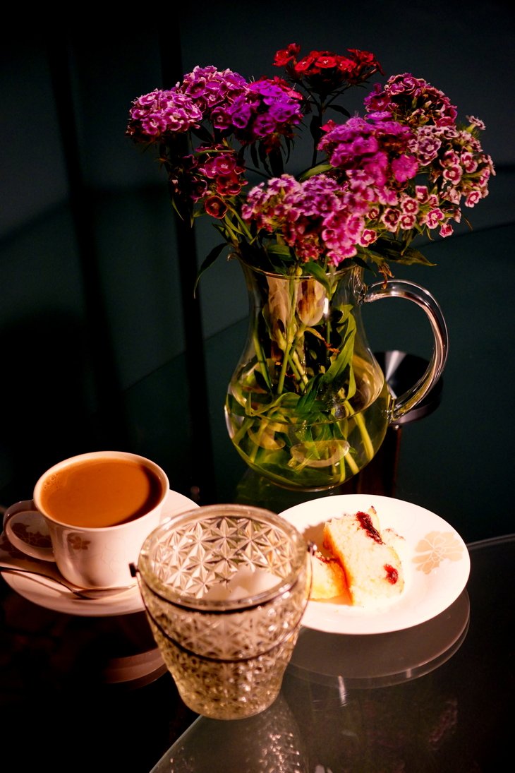 Вечер чай цветы