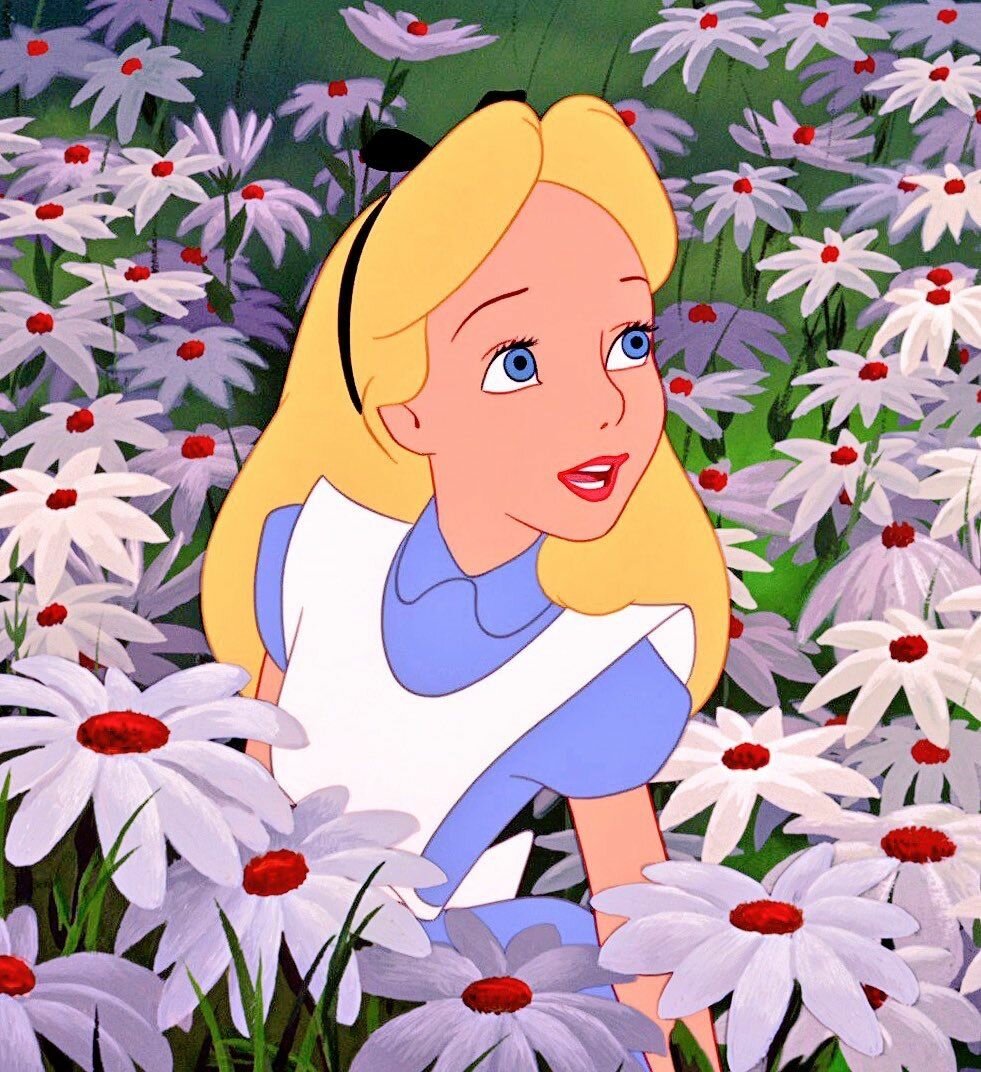 Красная Королева Алиса в стране чудес рисунок