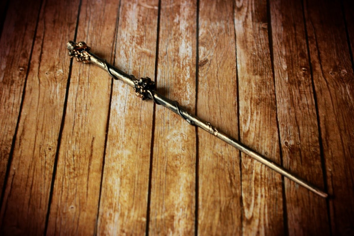 Посох Гарри Поттер