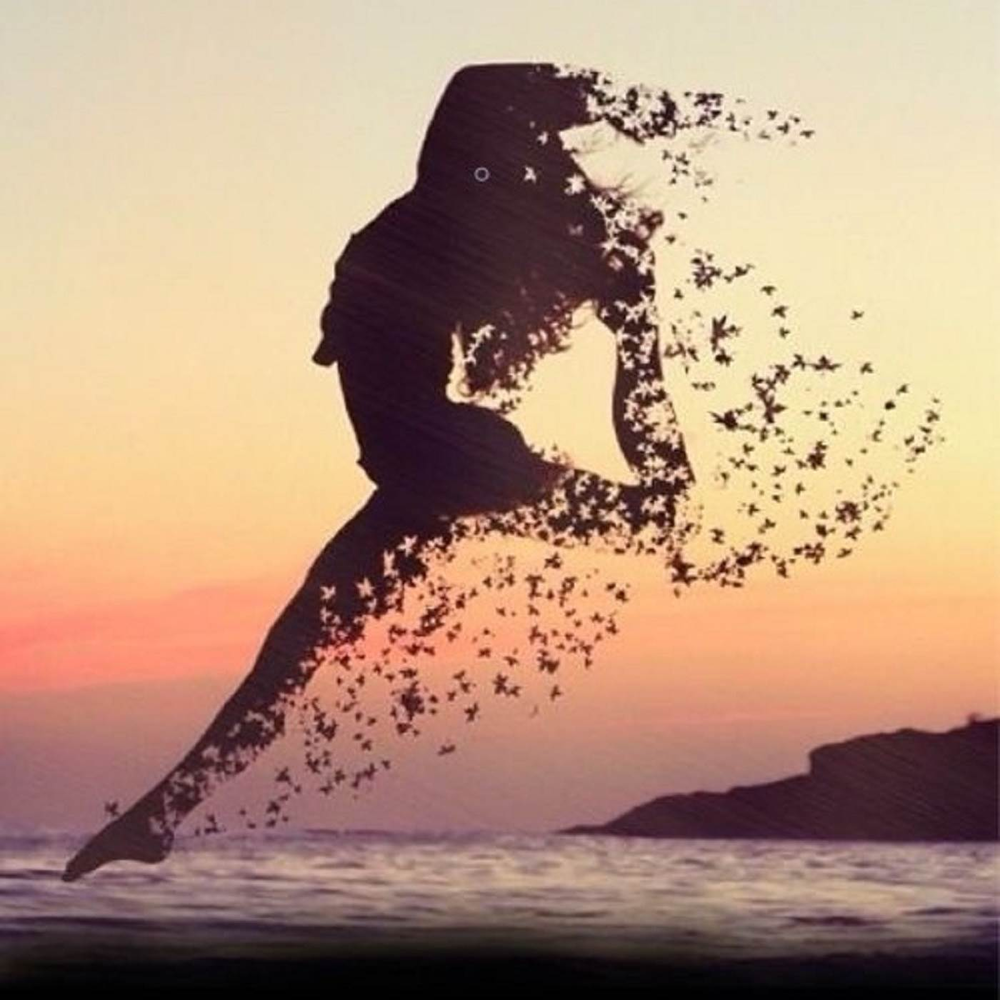 Девушка в полете