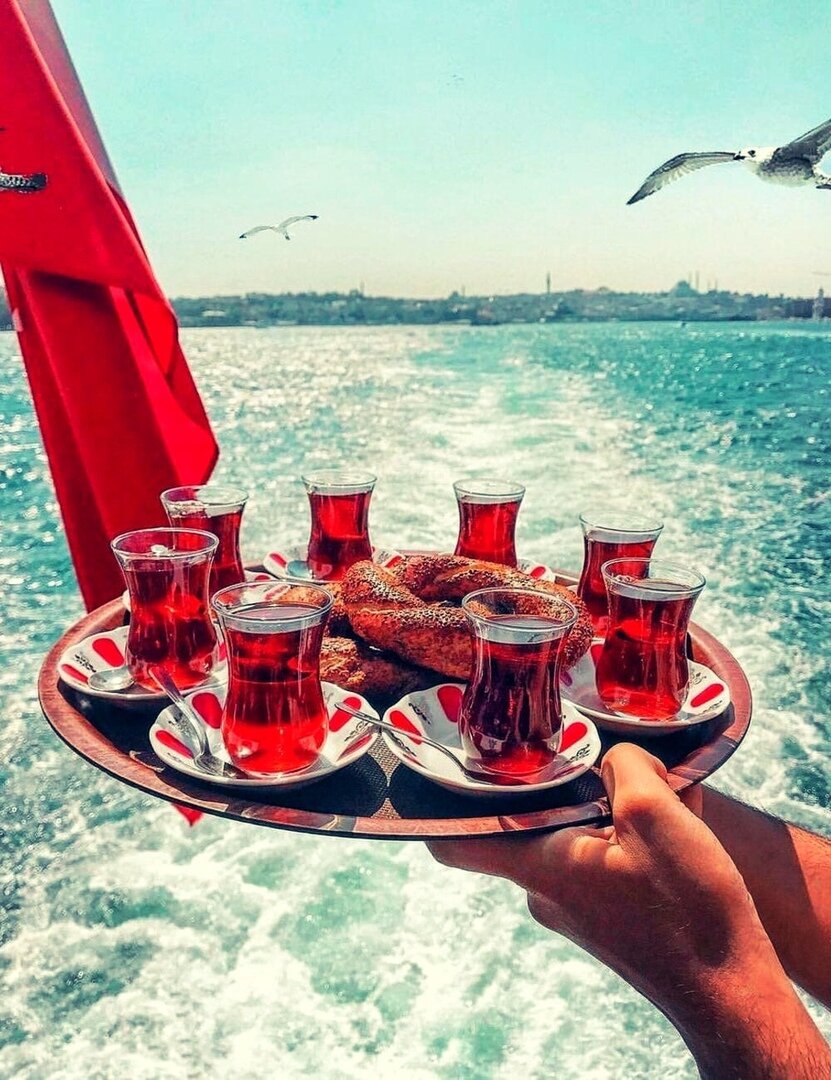Турецкий чай и море