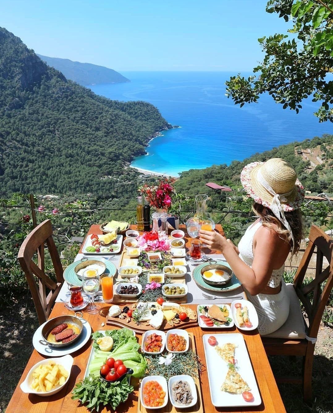 Олюдениз турецкий завтрак