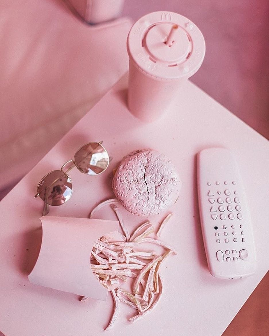 Розовые украшения Эстетика