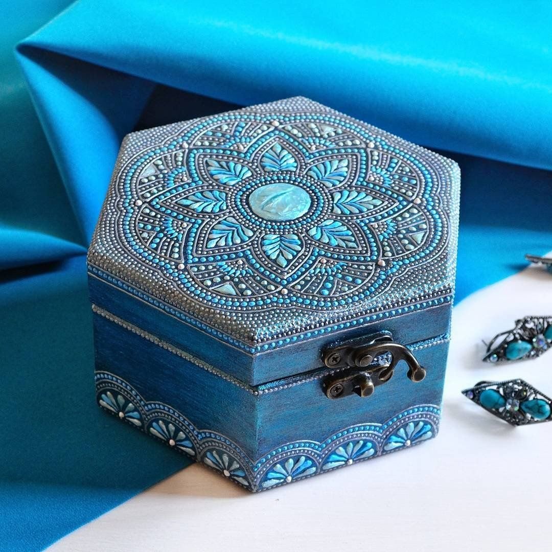 Шкатулка для украшений