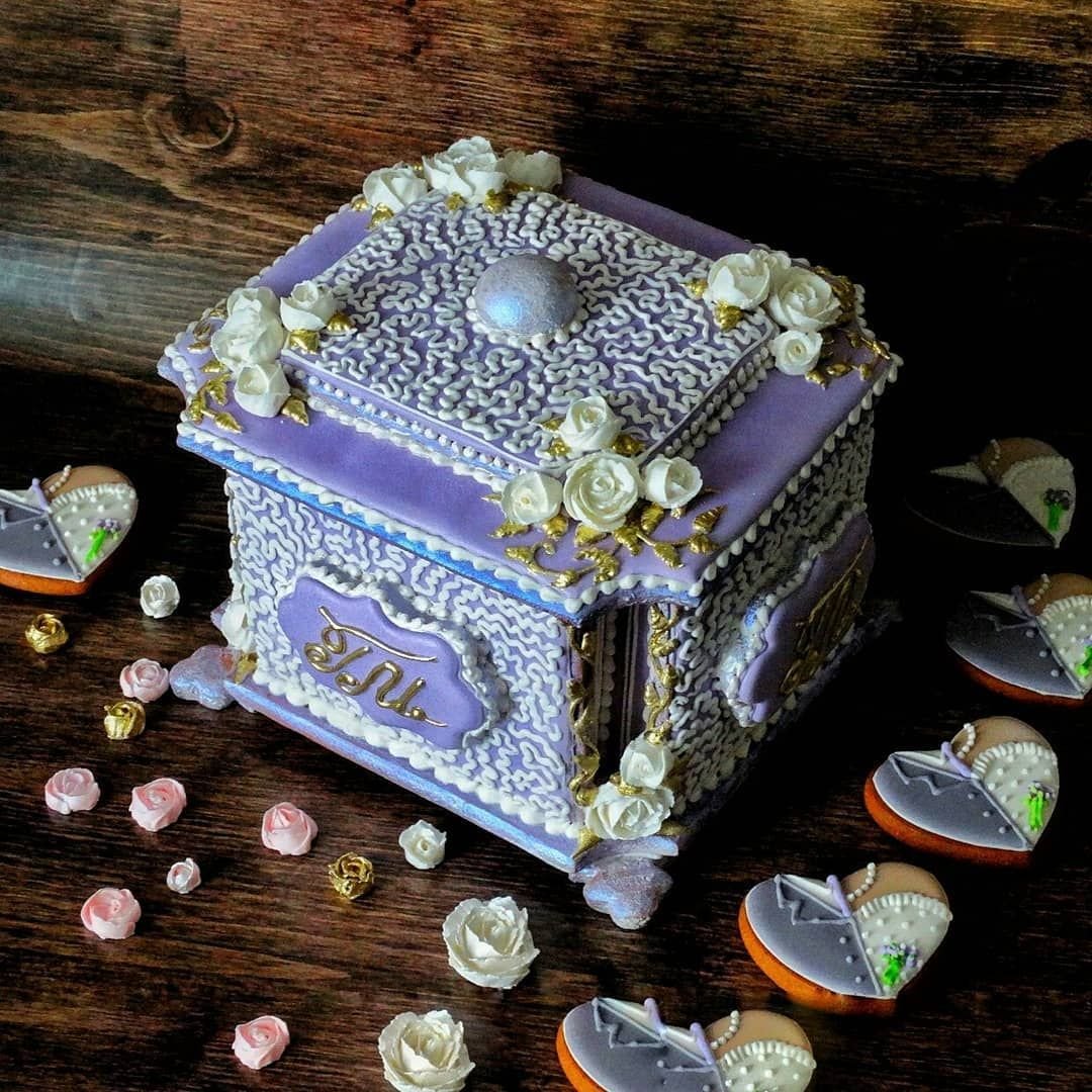 Точечная роспись шкатулки