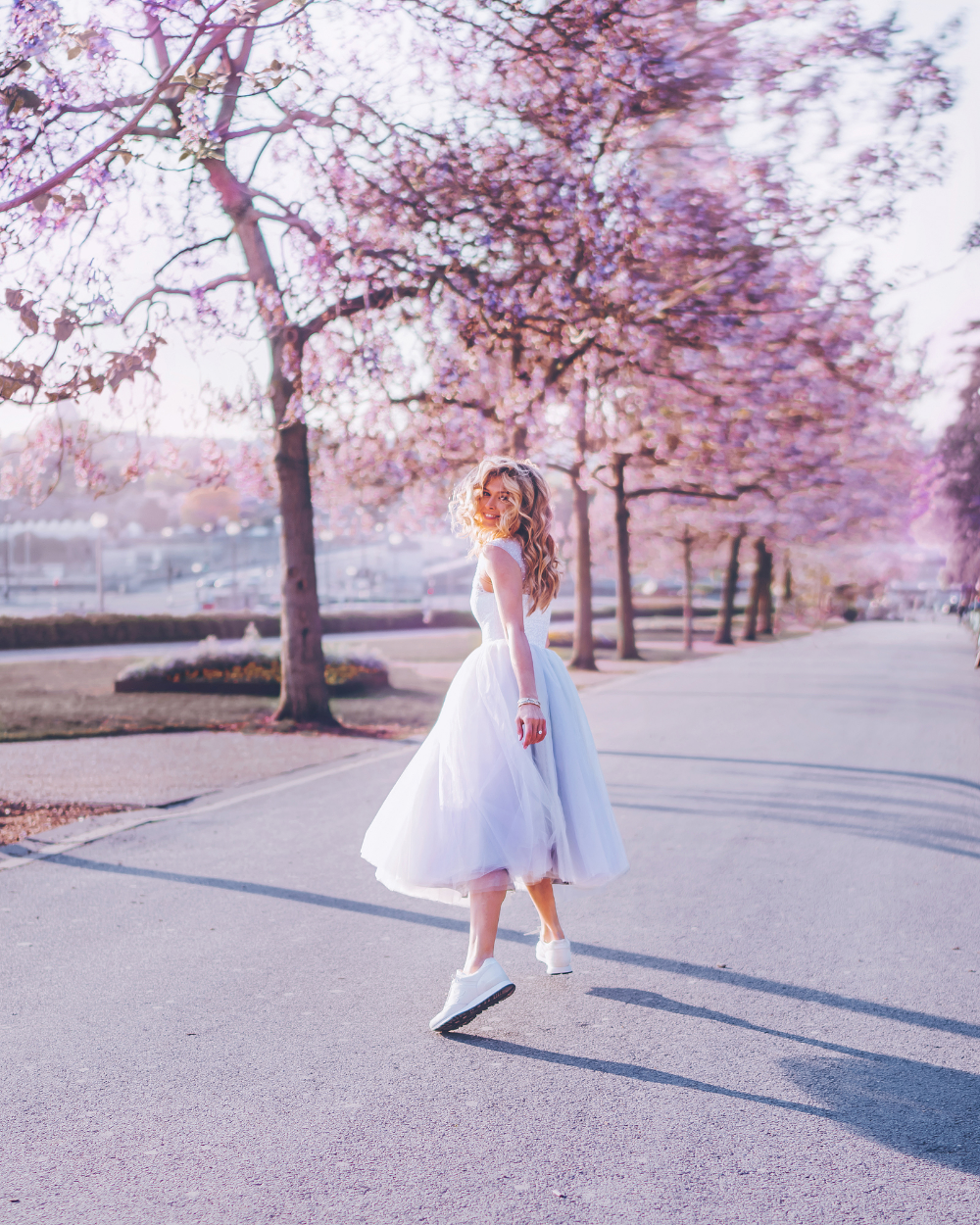 Вера Брежнева в Париже