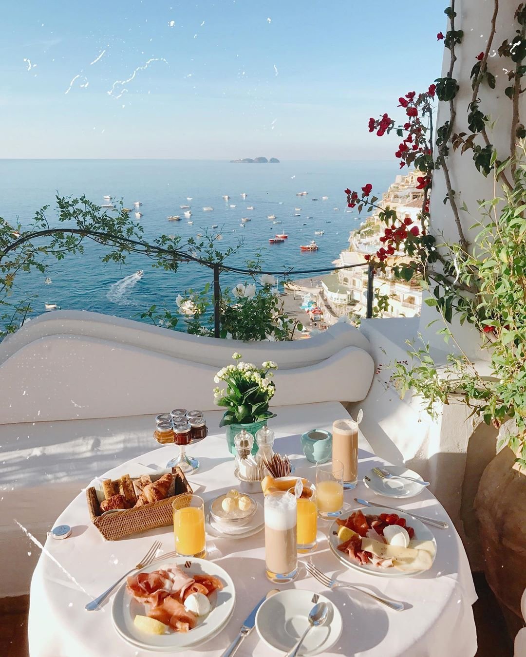 Утро на море