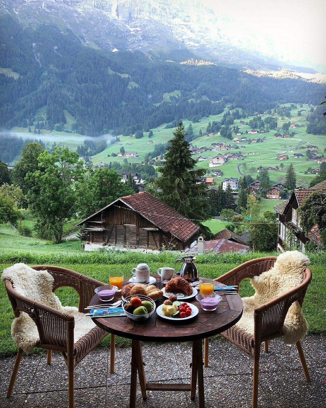 Завтрак в Альпах