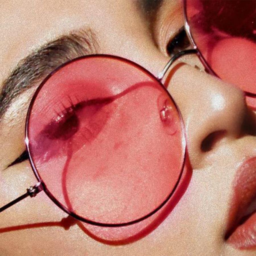 Мир в розовых очках