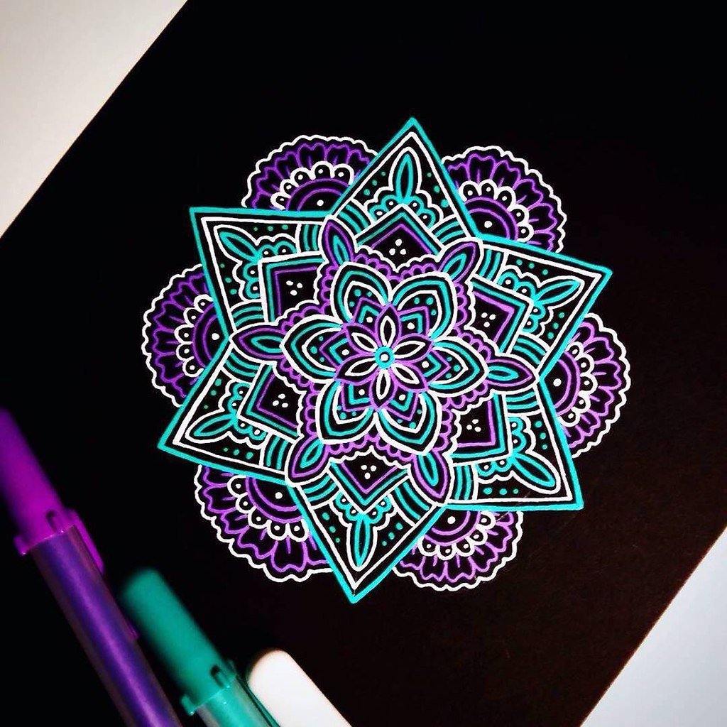 Мандала ручкой
