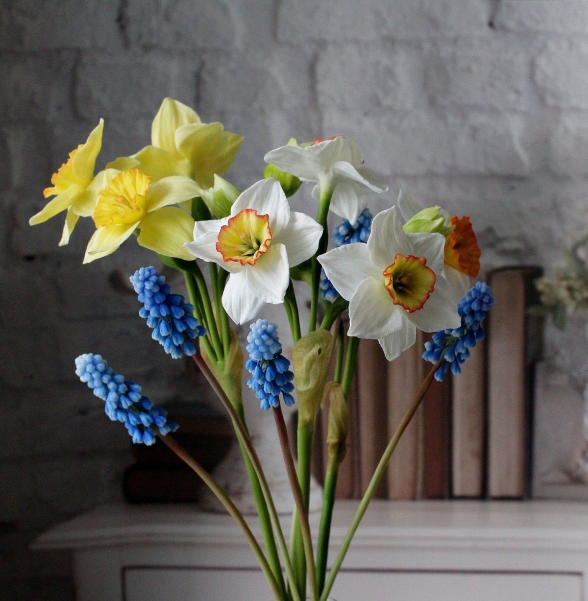 Нарцисс Гигантик букет