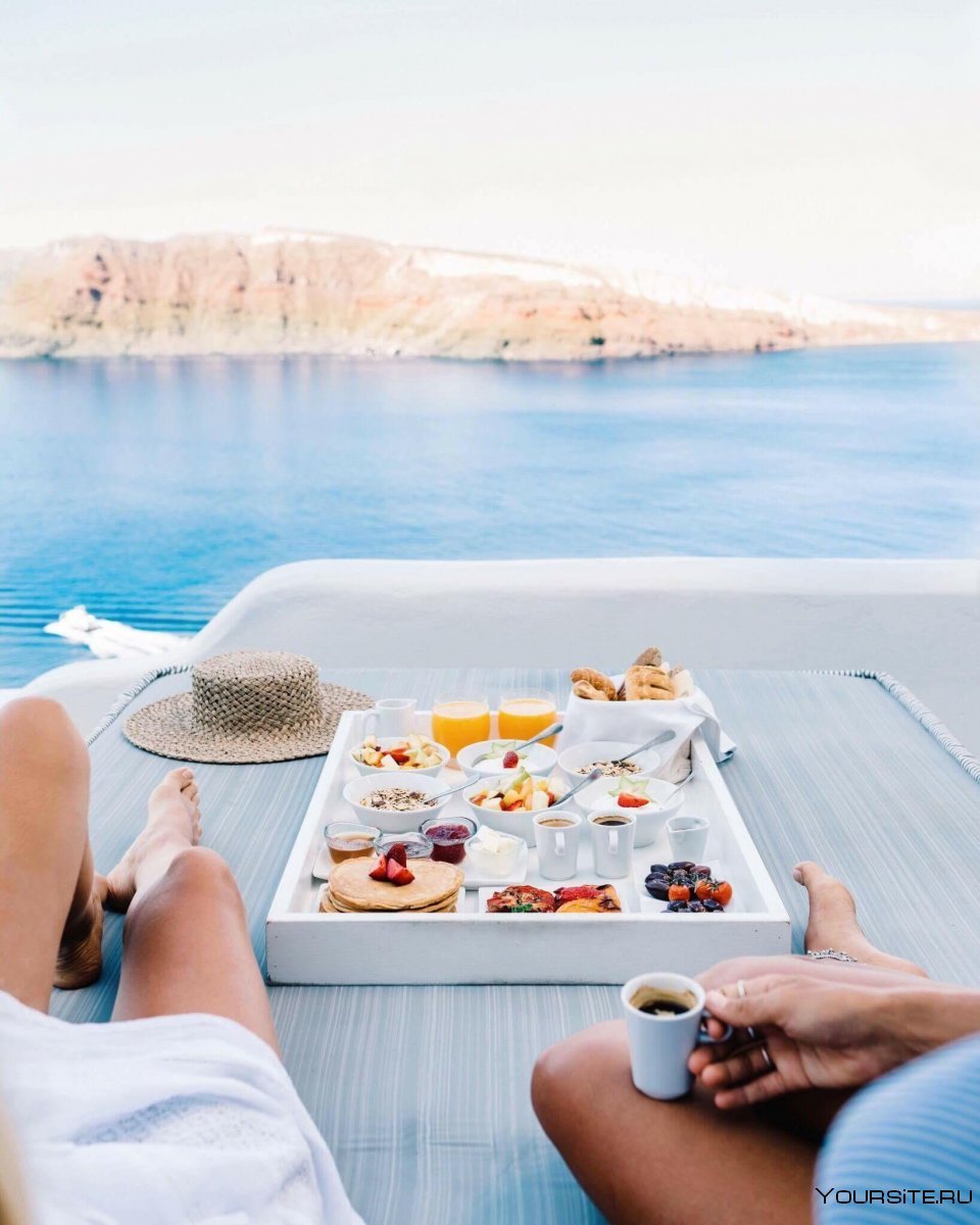 Завтрак у моря