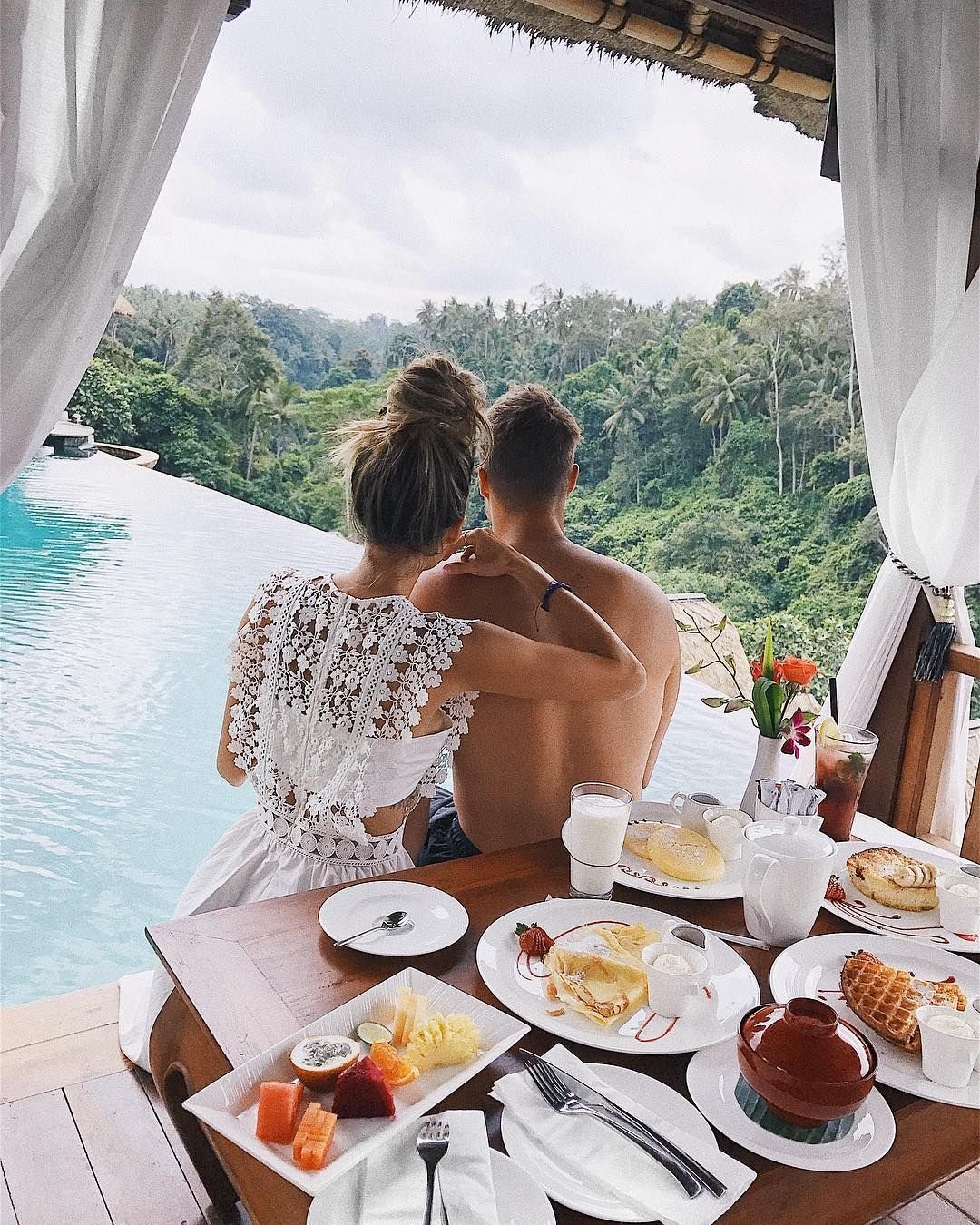 Пара на отдыхе