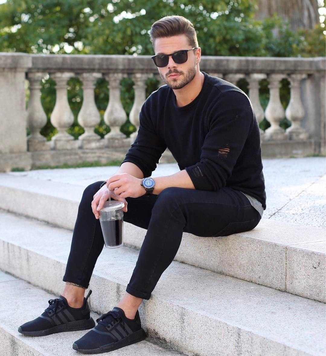 Модный парень в инстаграме
