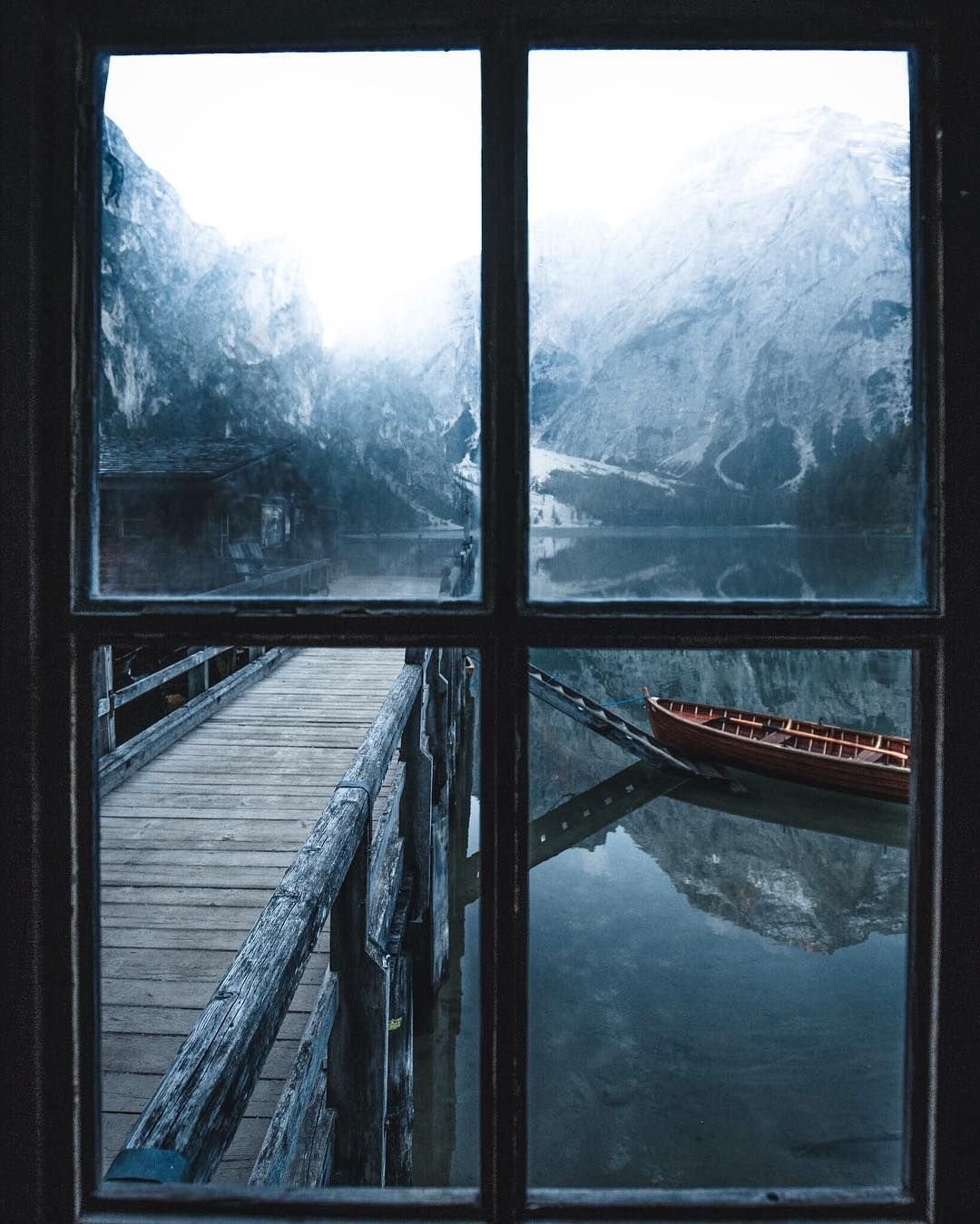 Красивый вид из окна