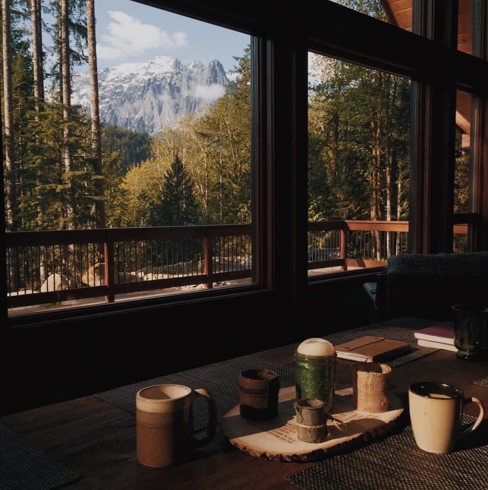 Домик с видом на горы