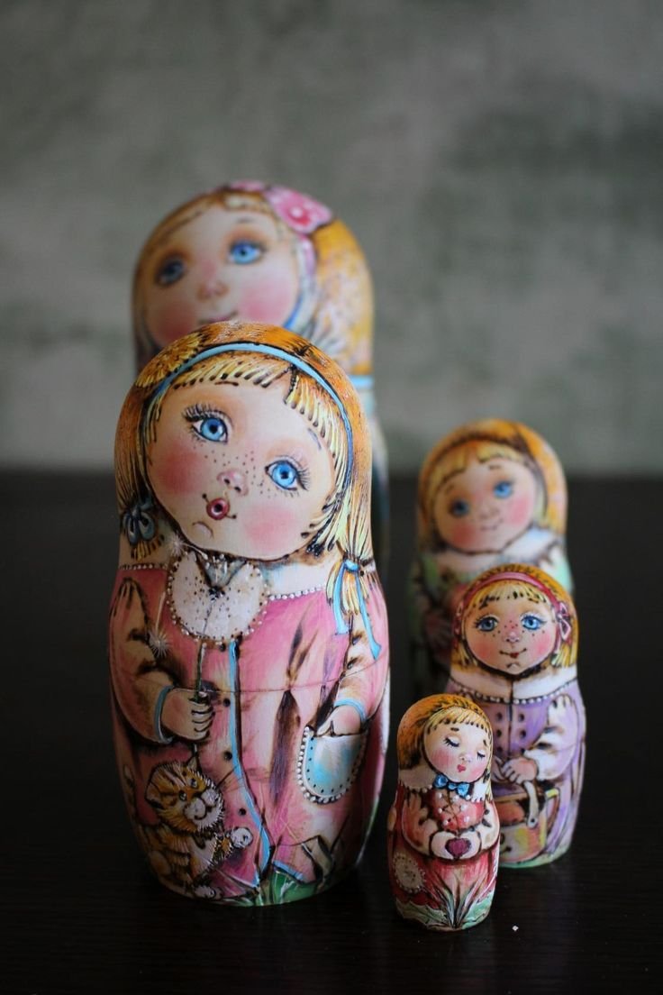 Владимир Малюгин художник Матрешка