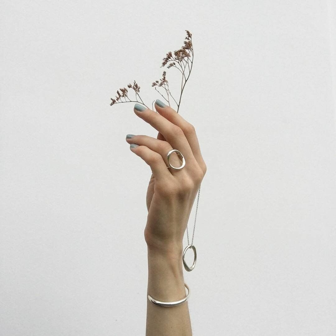 Украшения Минимализм