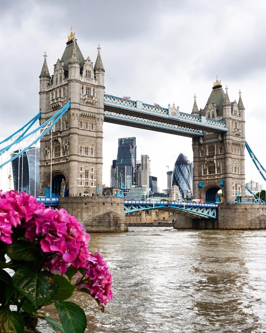 Тауэрский мост Великобритания