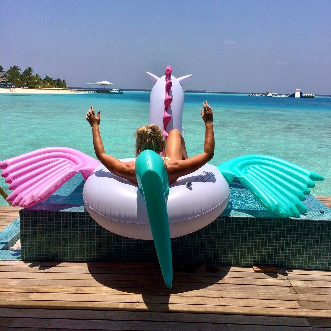 Девочки на Мальдивах