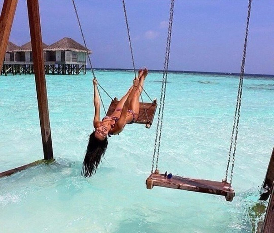 Качели над морем