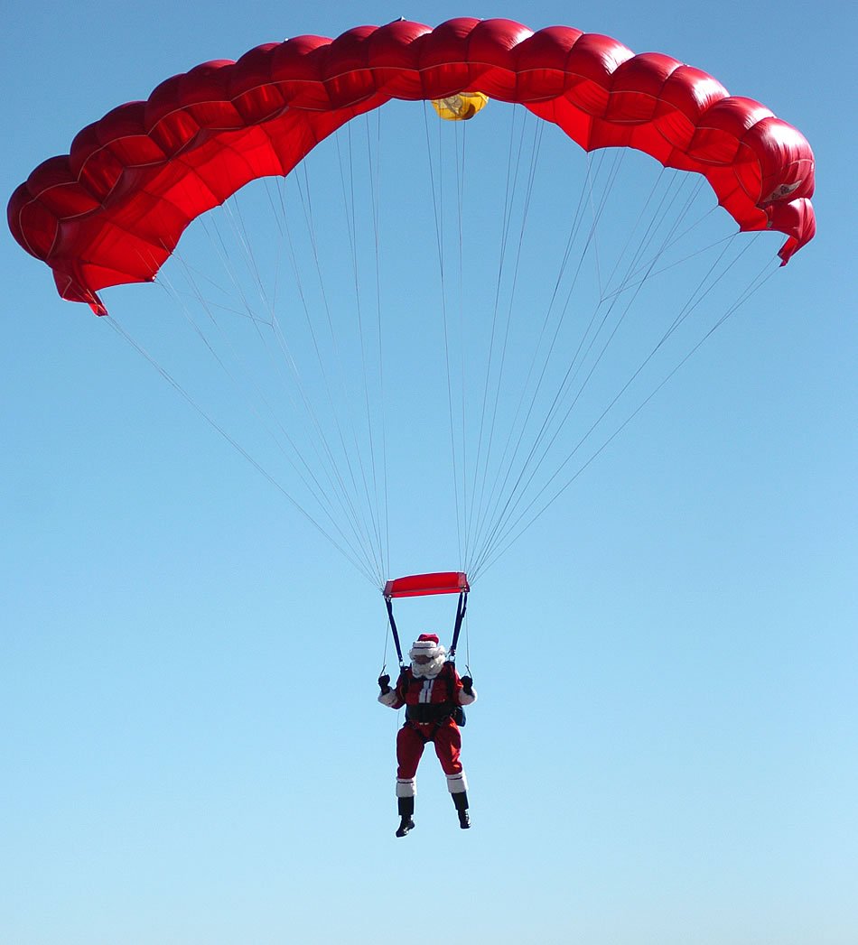 Прыгает с самолета