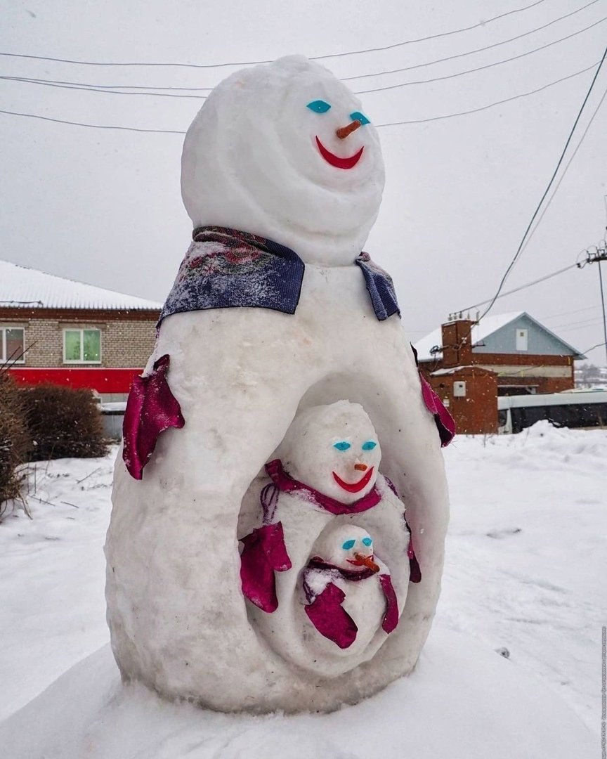 Матрешка из снега