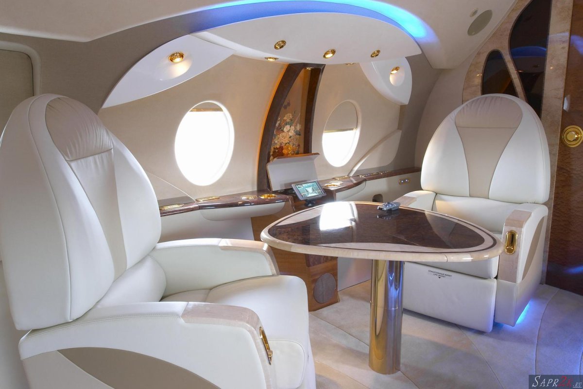 757-200 Four Seasons