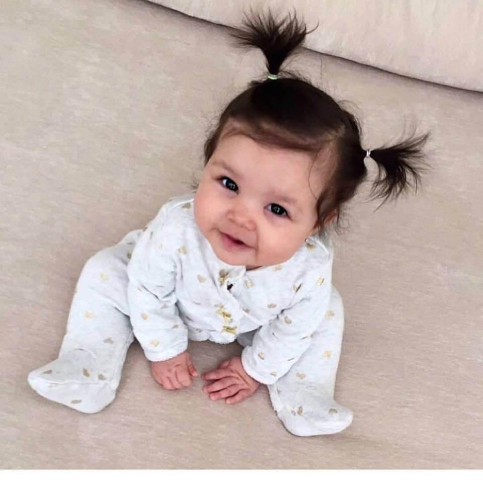 Девочка малышка