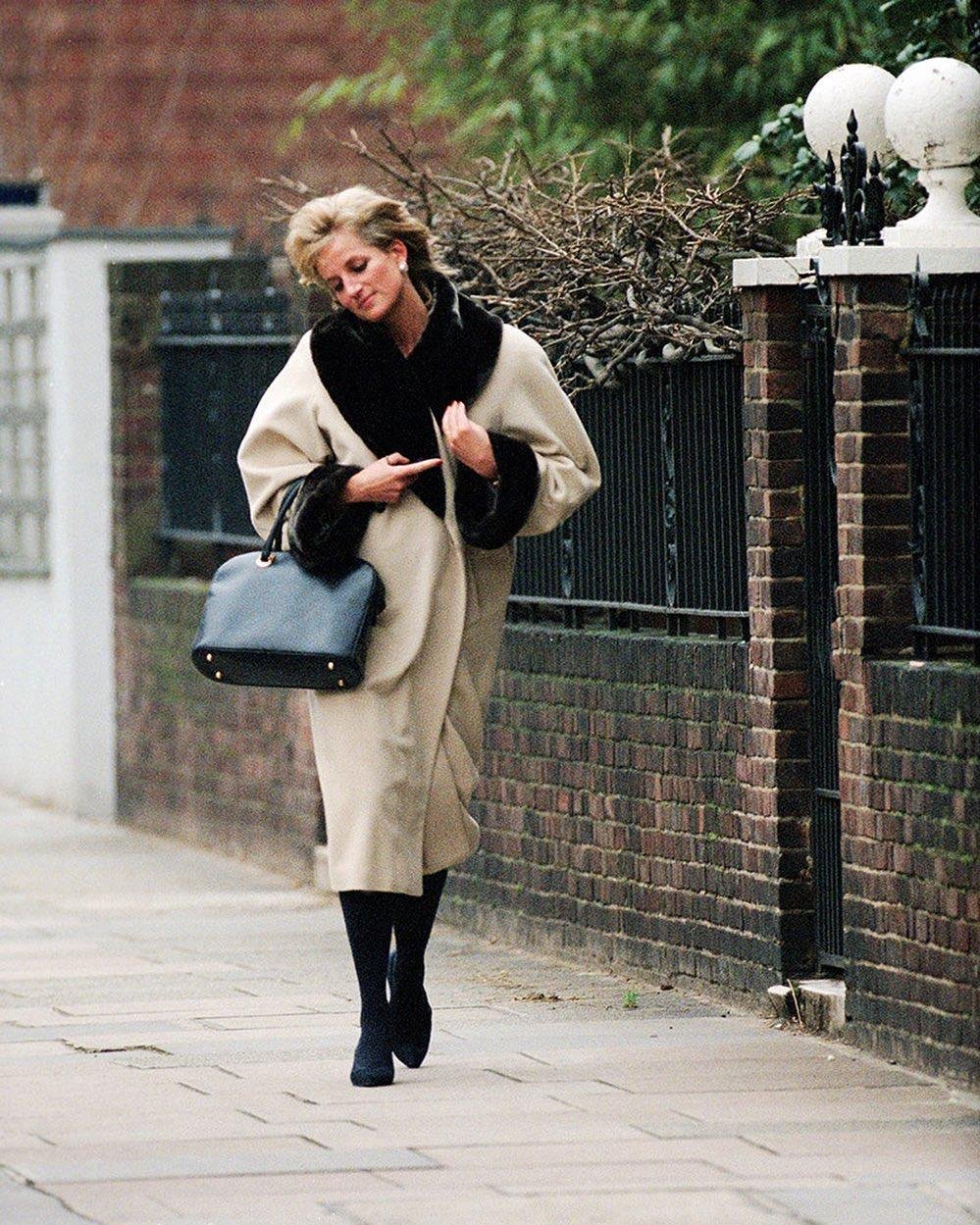 Принцесса Диана в 90х