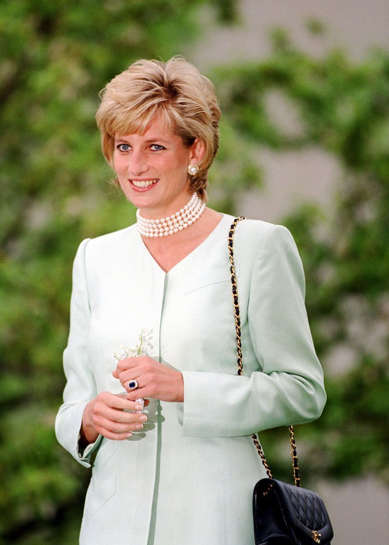 Пирсинг принцесса Диана