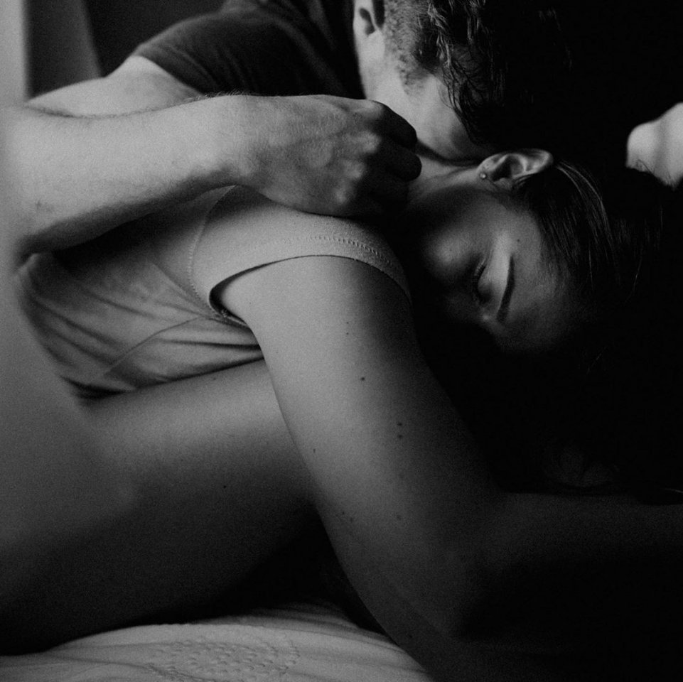 Объятия влюбленных