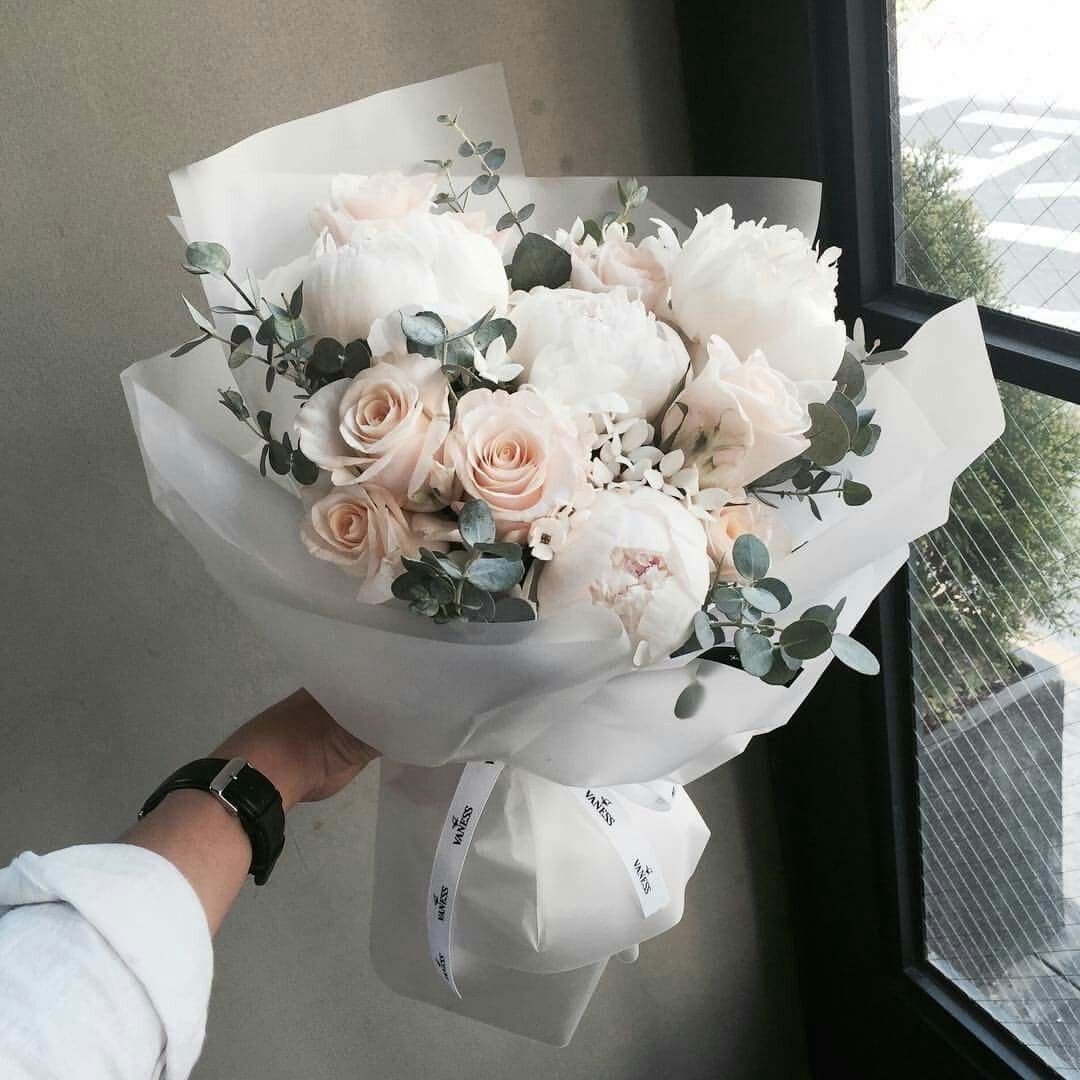 Букет в белых тонах