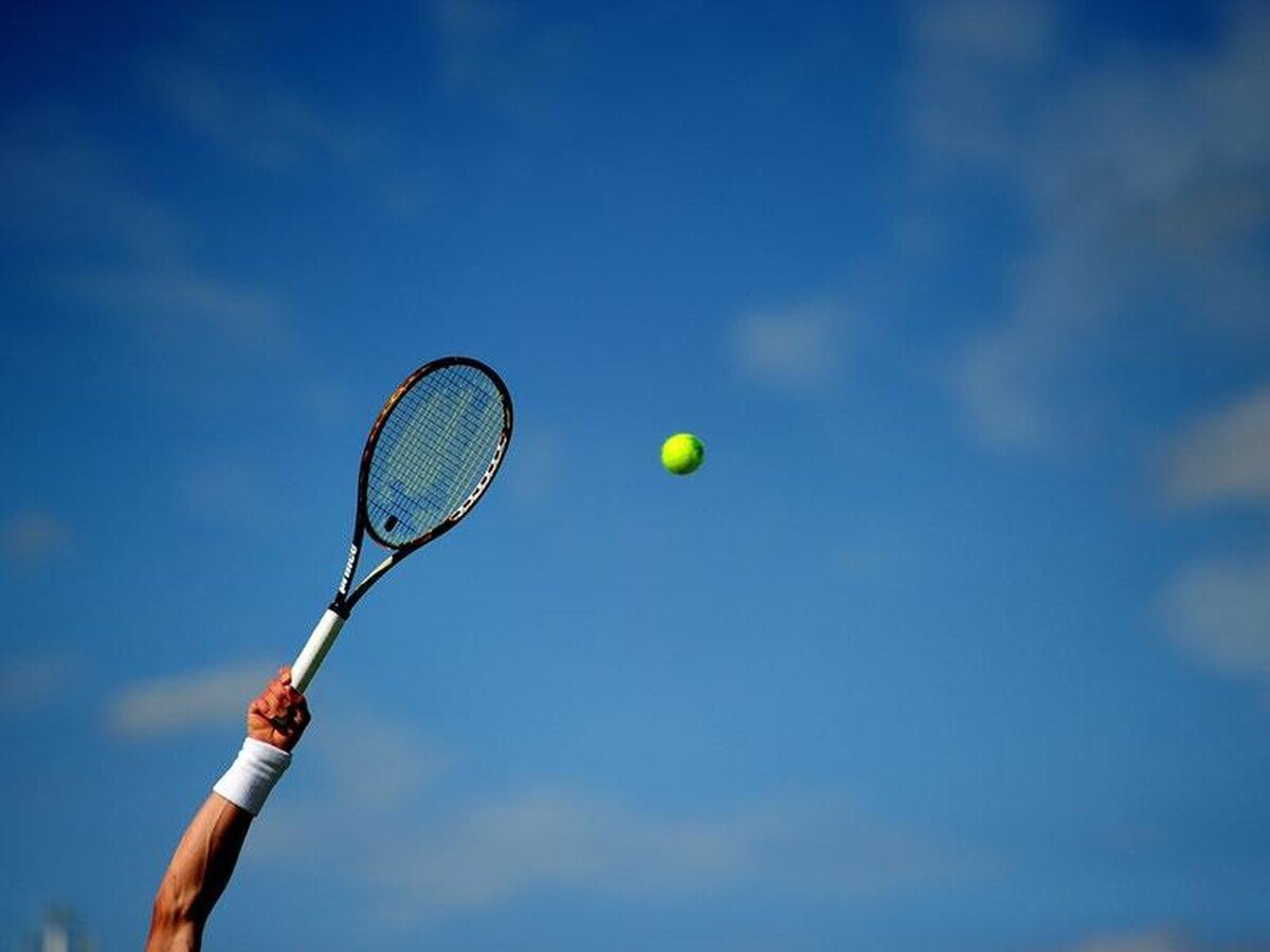 Теннисный мяч (с теннисного счета)