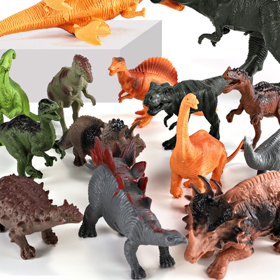 Динозаврики игрушки