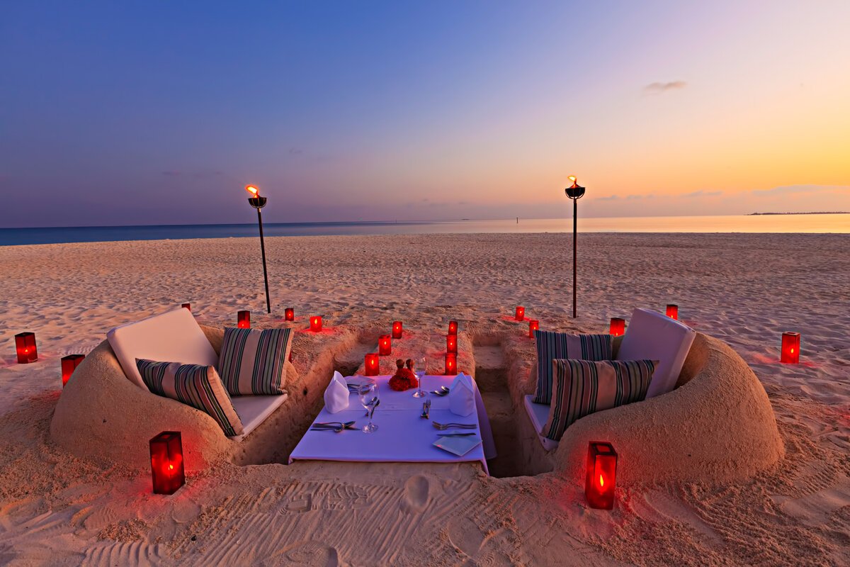 Романтик на берегу моря