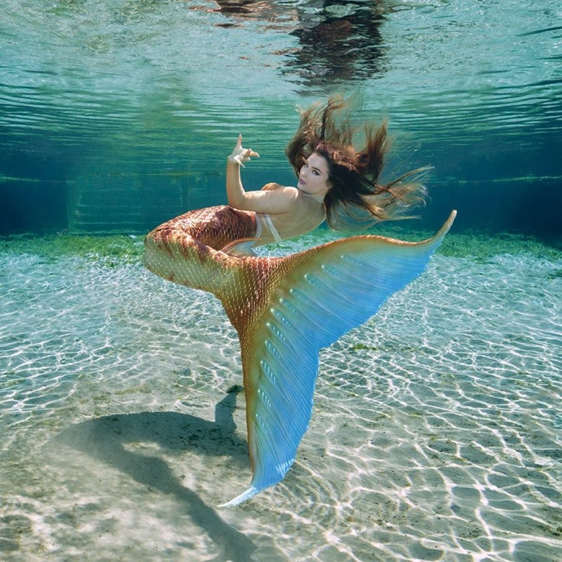 Русалка блондинка