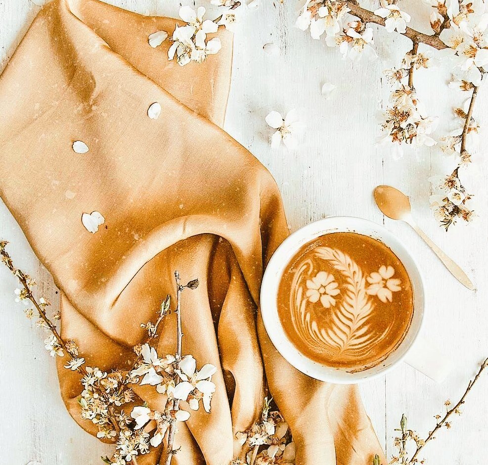 Розовые украшения Эстетика