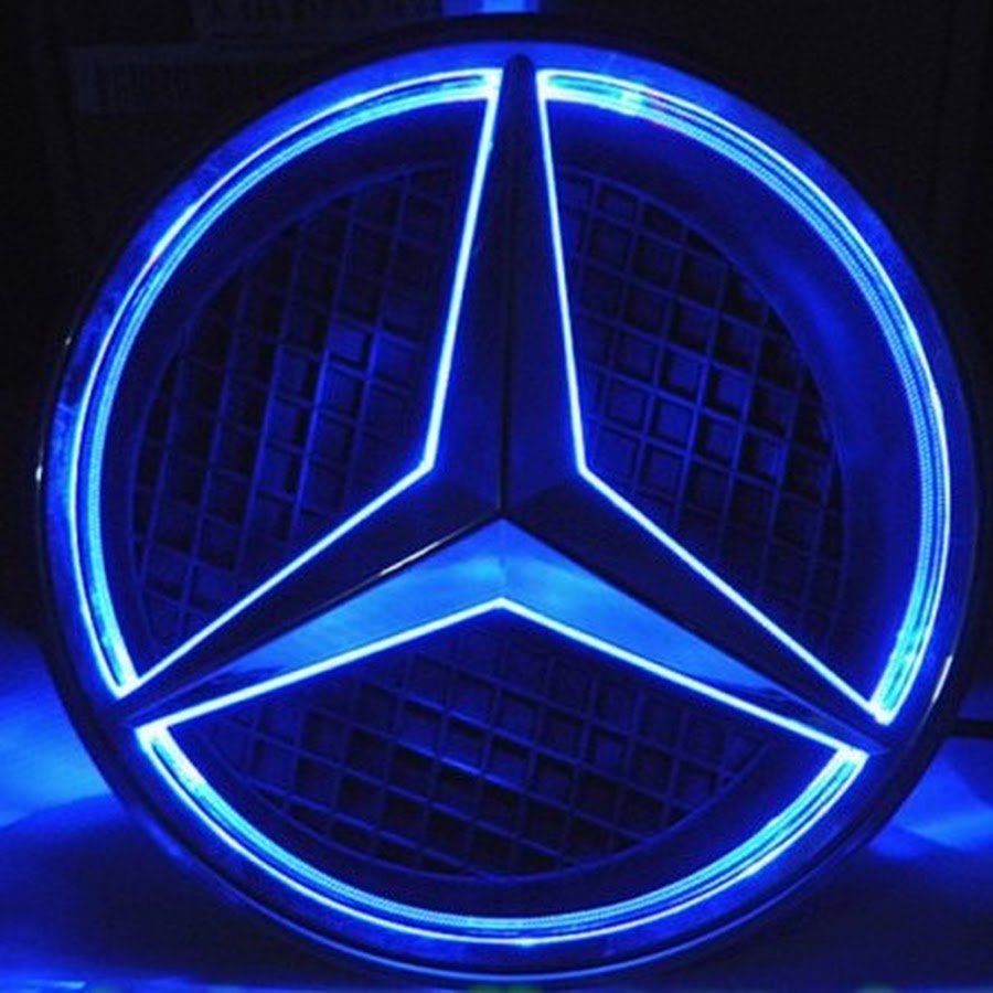 Крутой значок Мерседеса