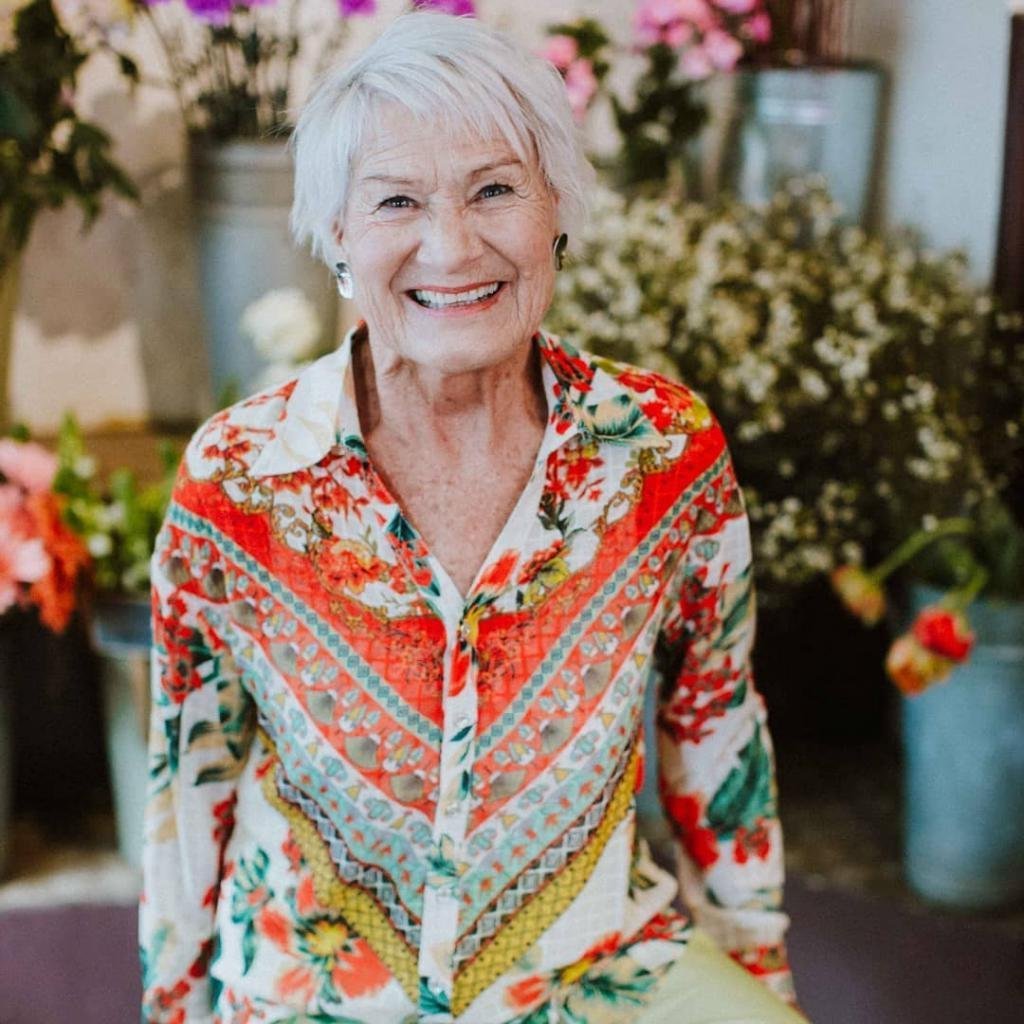 Наряд для пожилой женщины