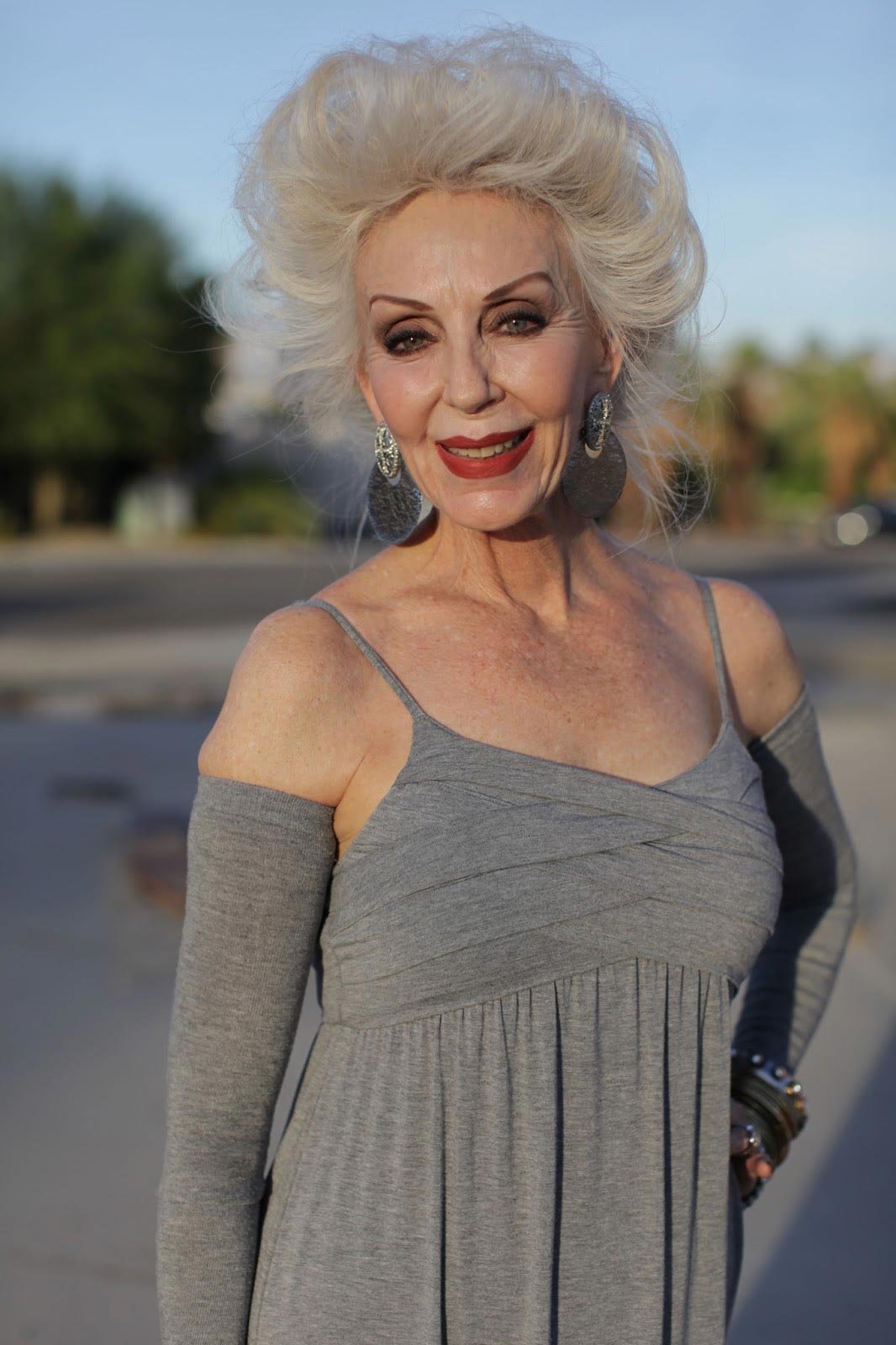 ГРЭННИ Эффи