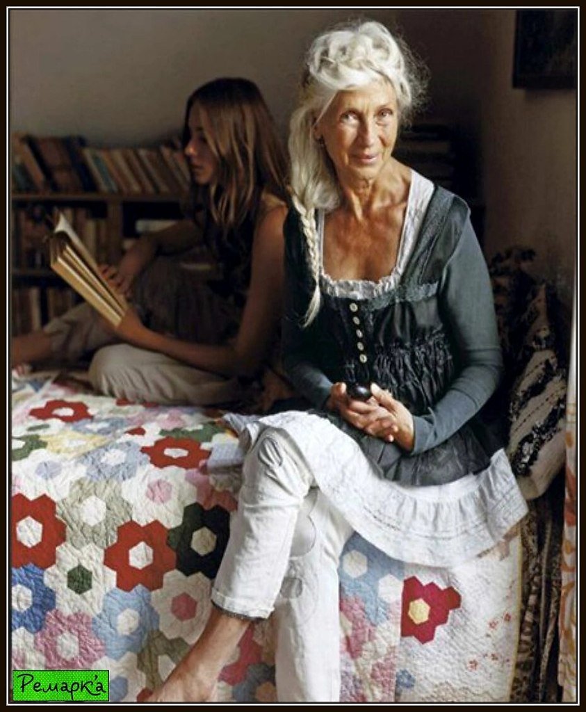 Симпатичная старушка