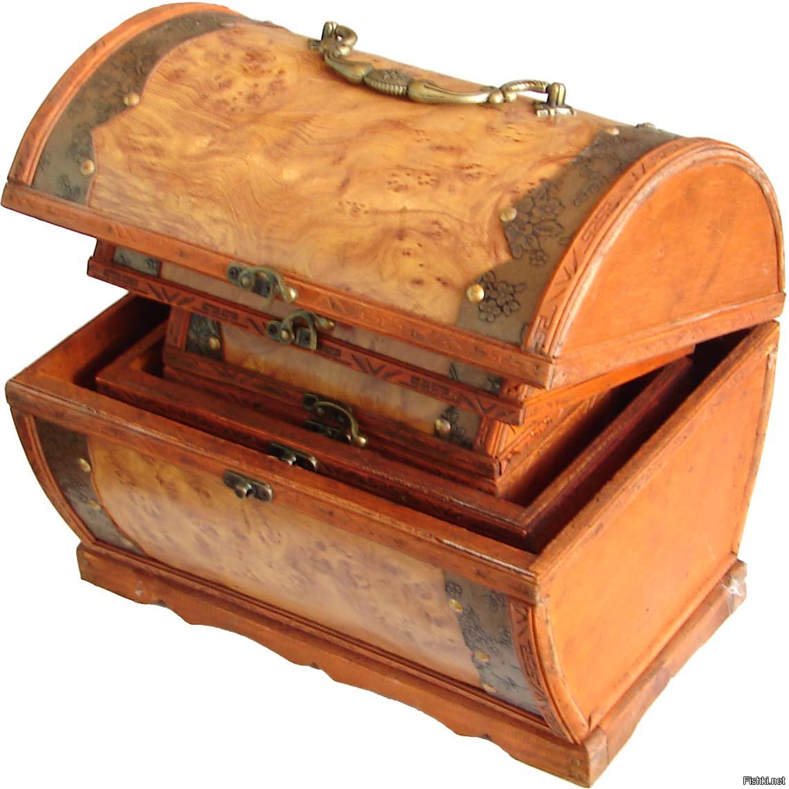 Сундук на прозрачном фоне