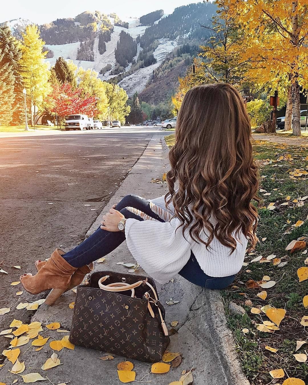 Осень девушка со спины