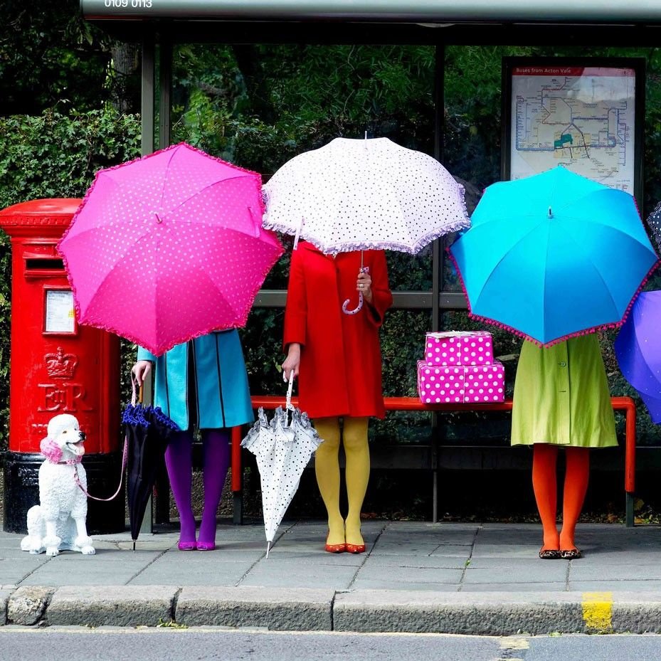 День разноцветных зонтов