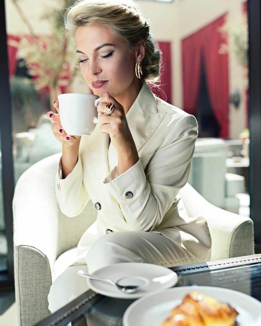 Лили Элси, портрет художника