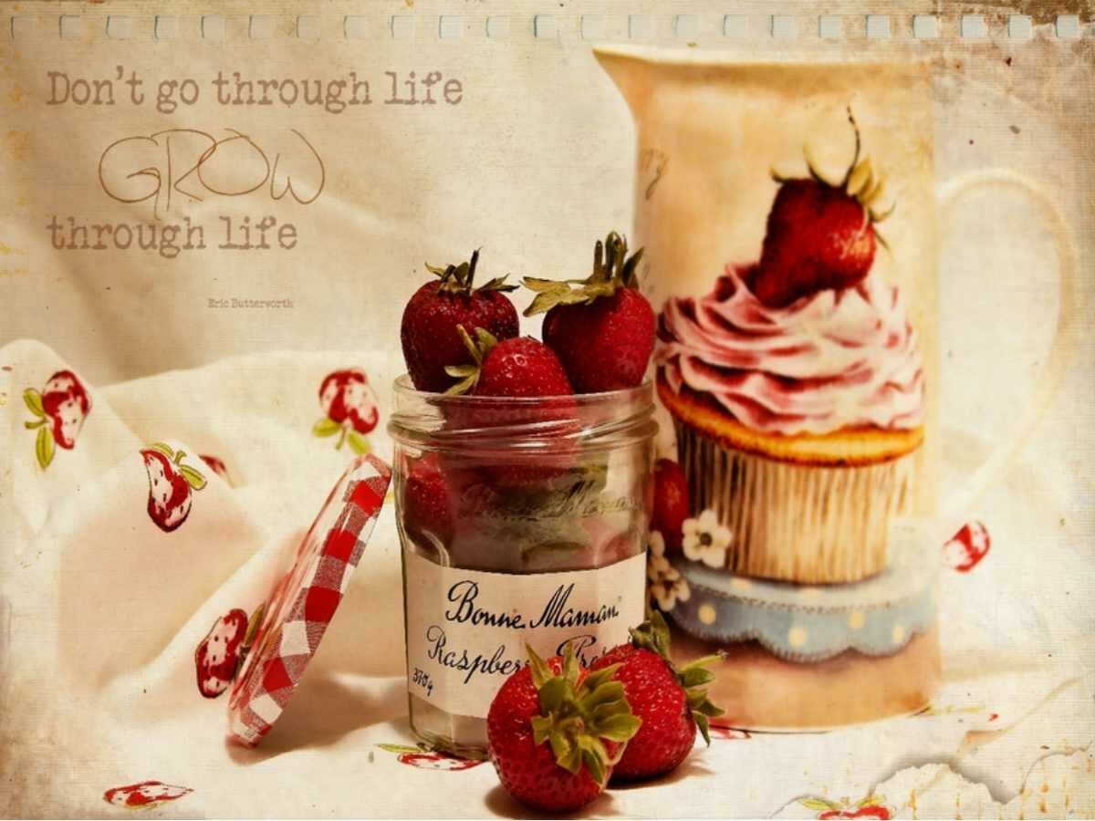 Открытки с днём рождения женщине Прованс