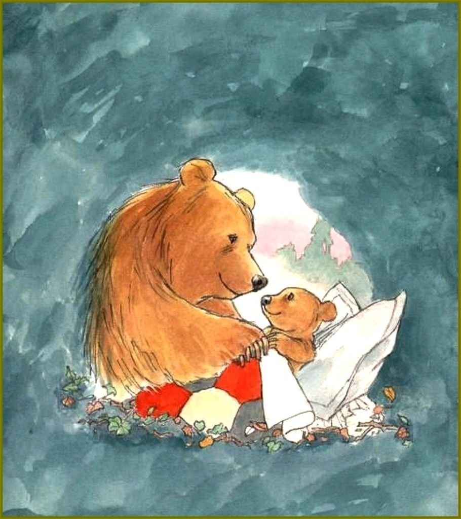 Медвежонок обнимает