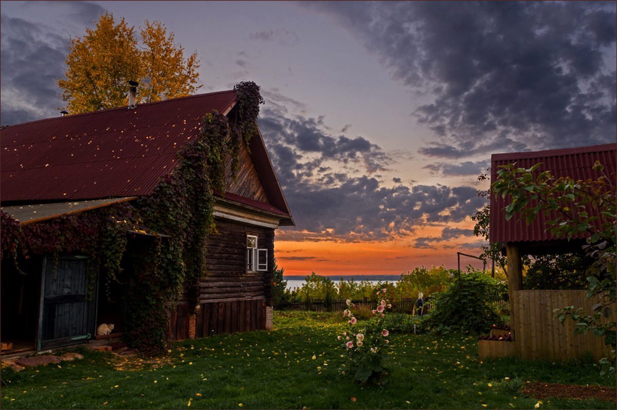 Красивый домик в деревне