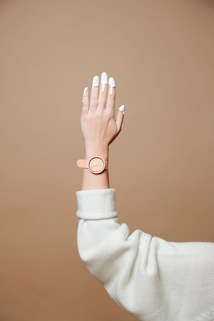 Руки Минимализм